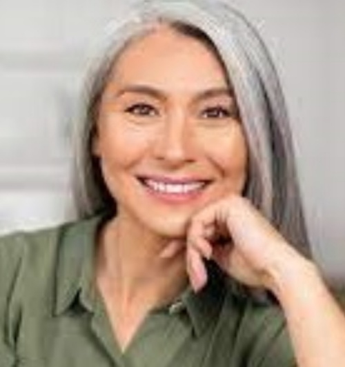 ふくろうの鑑定士と名乗る女性てんどうまなみ