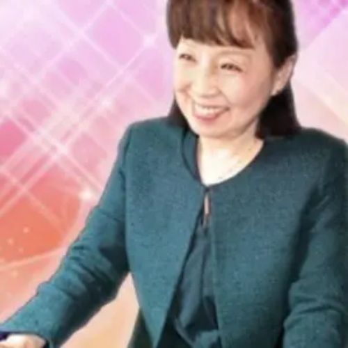 鑑定士とみられる女性かいうんふみこ