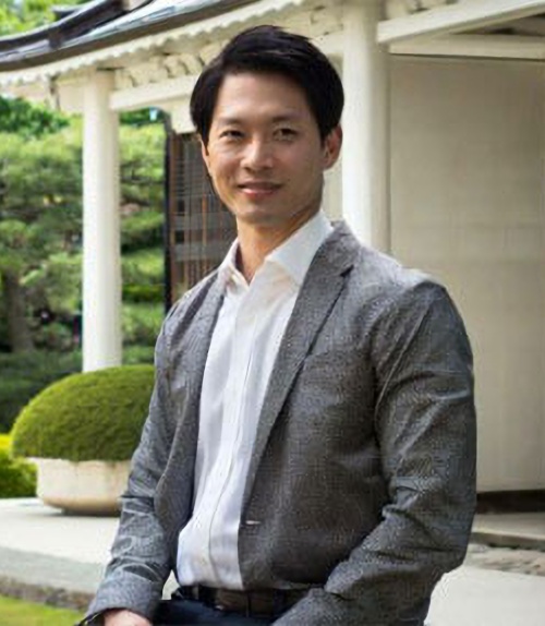 たいほうもんの総支配人と名乗る男性ほしの