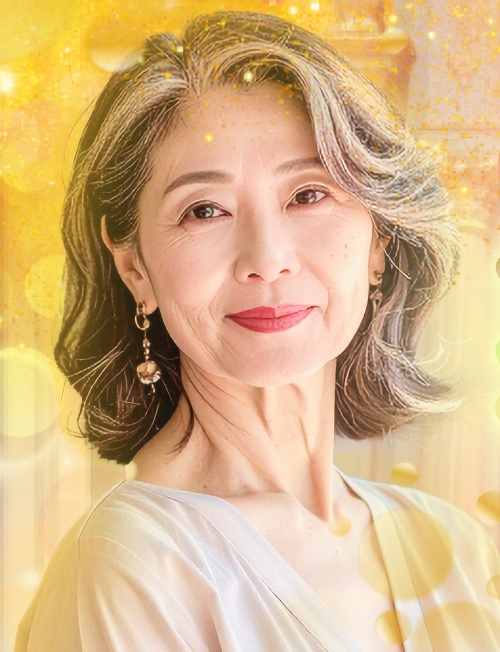AURORAの鑑定師を名乗る女性蓬莱寿恵乃
