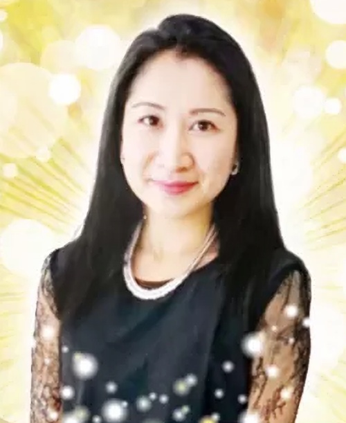 星の子占いの鑑定師を名乗る女性北野ヒナコ