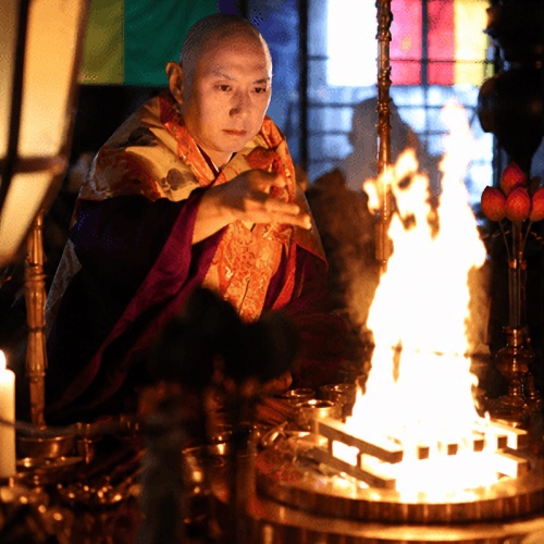 幸せの輪舞の鑑定師を名乗る男性神宮寺 大宝