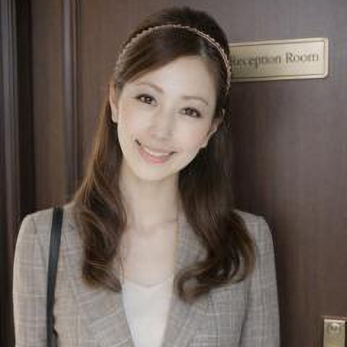 キイトスのサクラと思われる女性白子秋