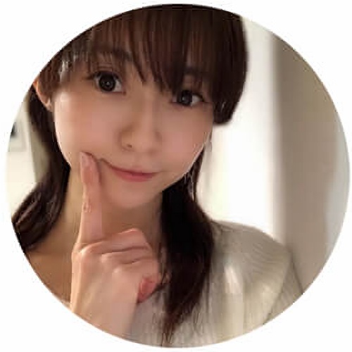 昭和ギブミーハートフルのサクラと思われる女性文香